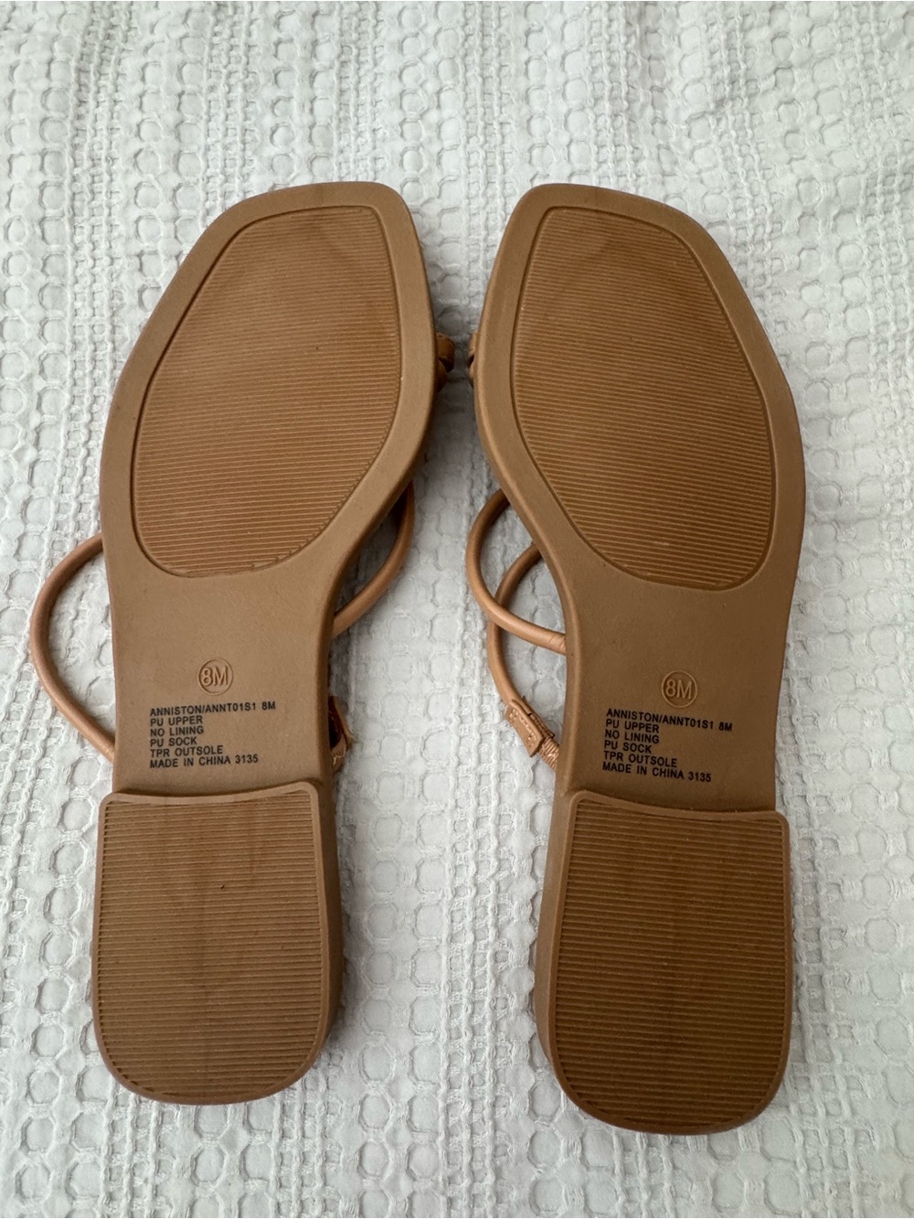 New Steve Madden Tan Strappy Toe-Ring Slide Sandals - Picture 3 of 3